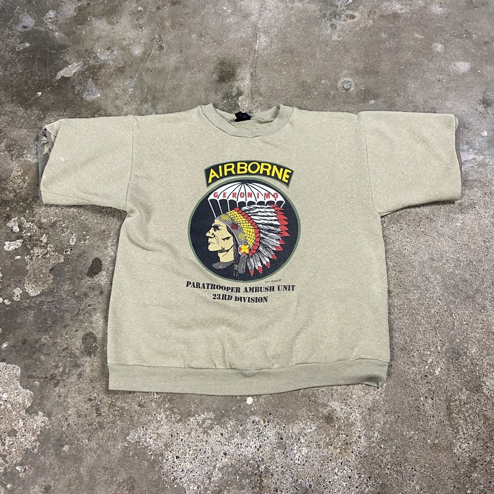 Vintage 80s US Airborne Paratrooper T-Shirt Green 23rd Division Geronimo Graphic
